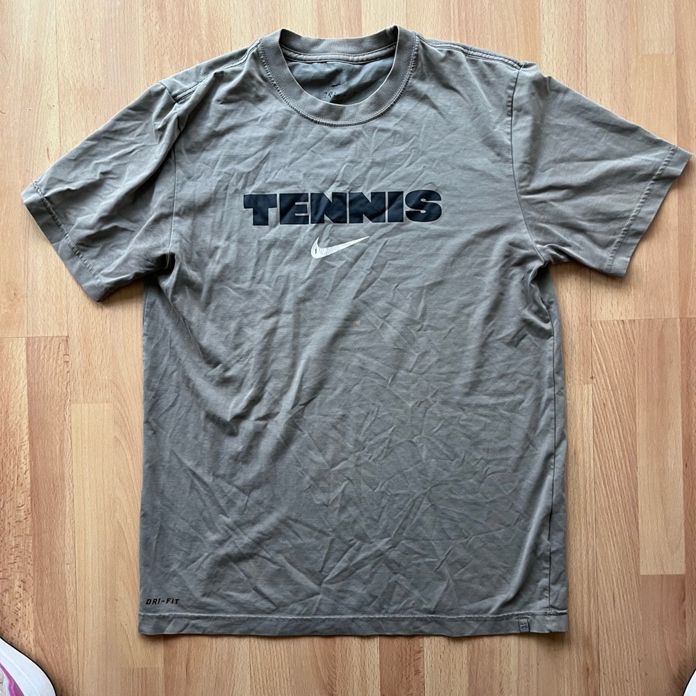 Nike tennis shirt